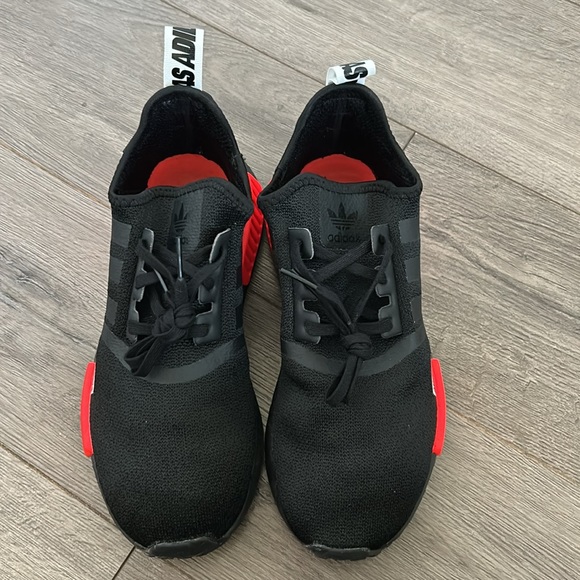 Adidas NMD R1 Taped - Picture 2 of 4